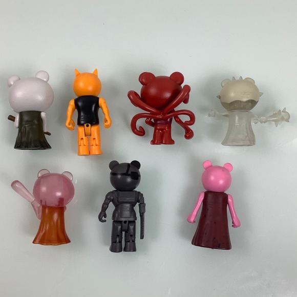 PIGGY Roblox mini figures Series 1 and 2 lot of 7 EUC - Picture 11 of 12